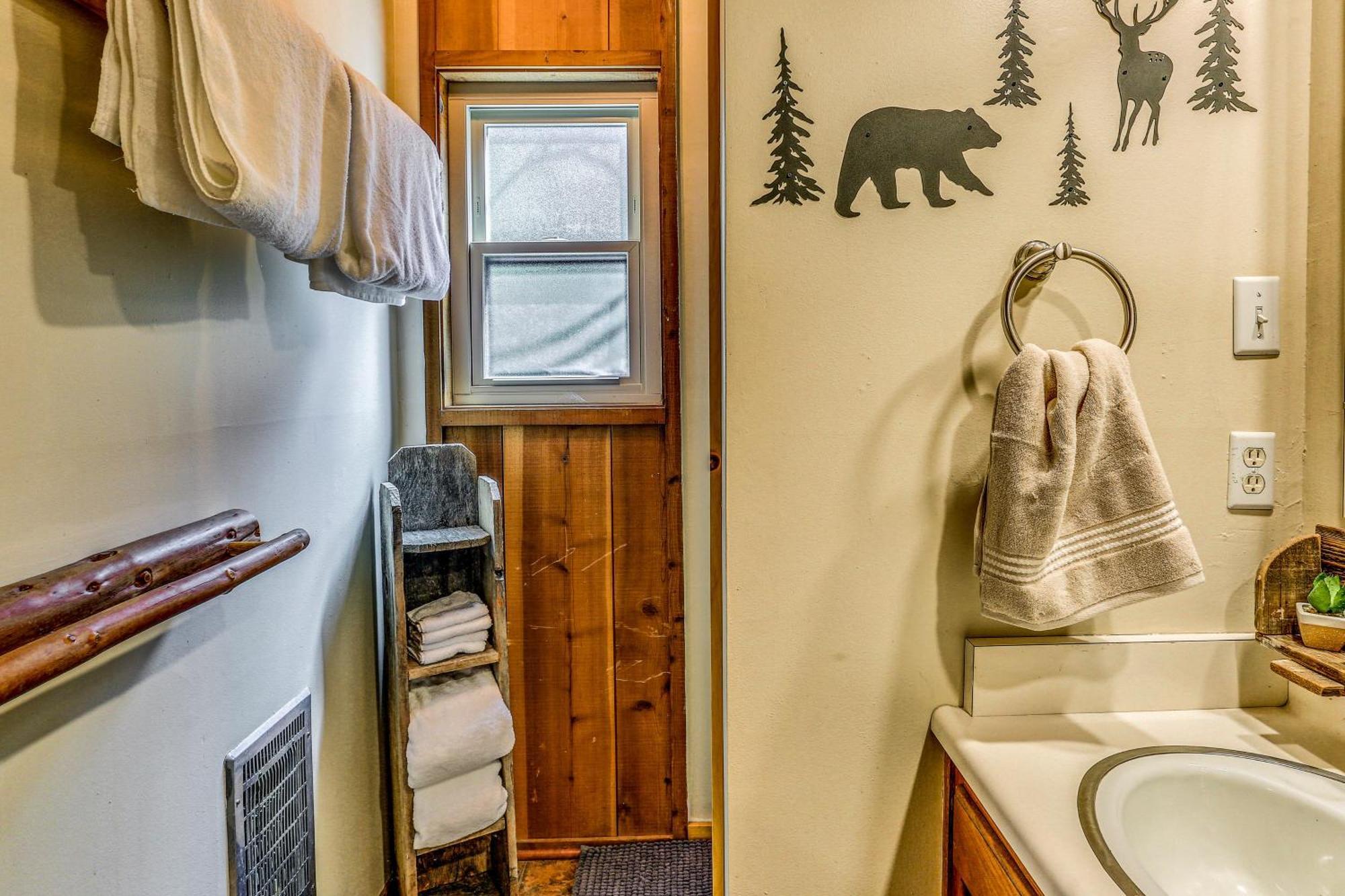 Cozy Bears Hideaway Cabin About 3 Mi To Shaver Lake! Luaran gambar